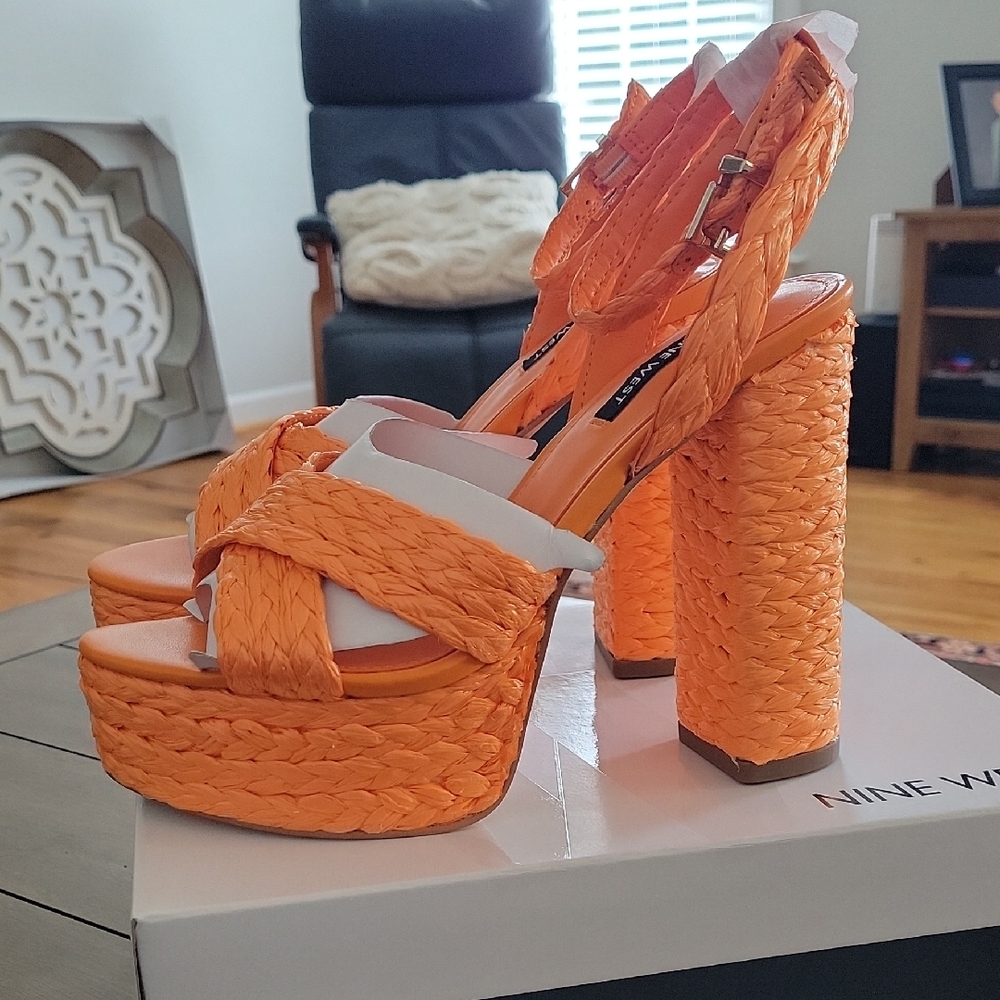 NIB Nine West Hadyn Orange Platform Sandals Size 8